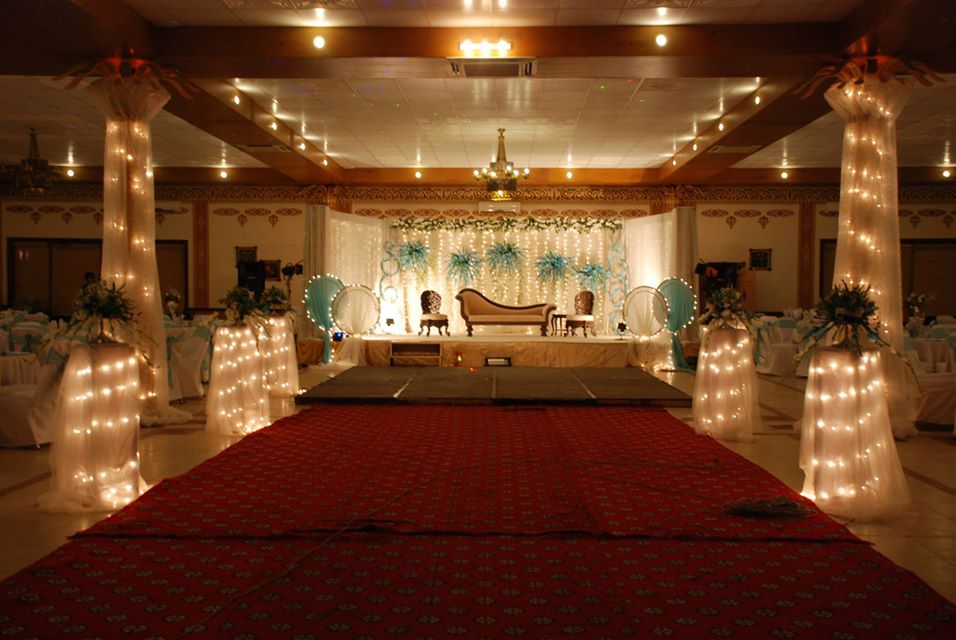 Stage-Decoration-ideas-for-Barat-Function (11)
