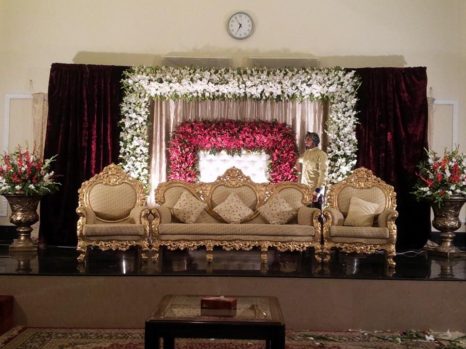 Stage-Decoration-ideas-for-Barat-Function (23)