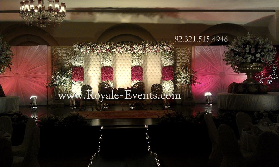 Stage-Decoration-ideas-for-Walima-Functions (16)