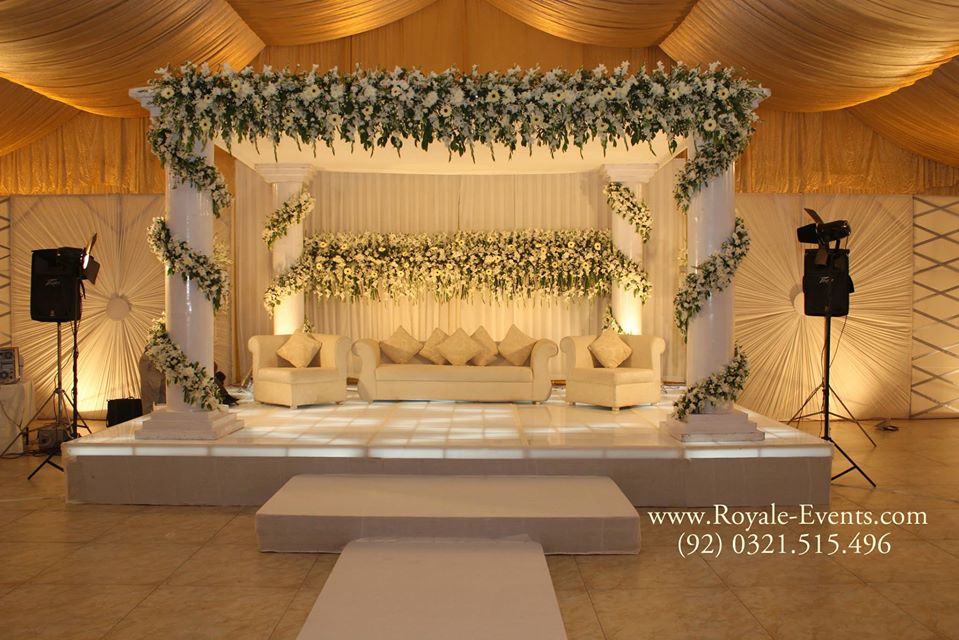 Stage-Decoration-ideas-for-Walima-Functions (38)