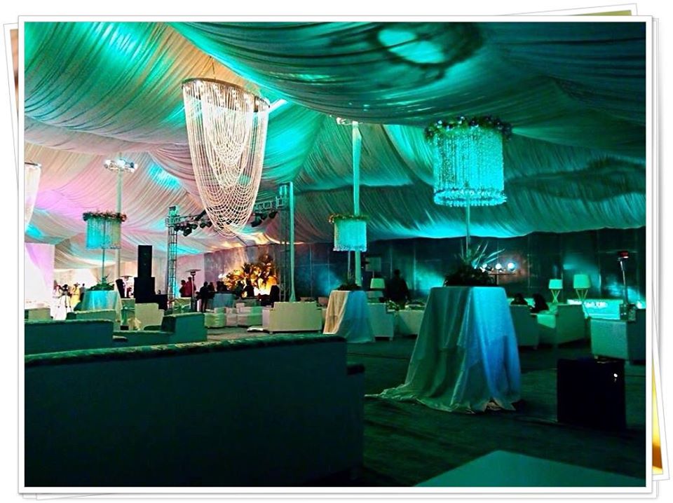 Stage-Decoration-ideas-for-Walima-Functions (44)