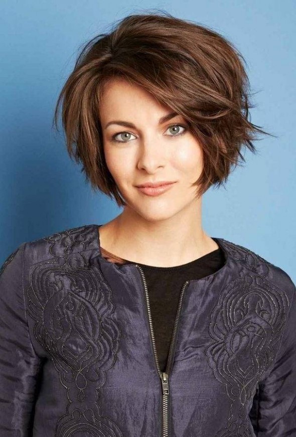 2015 Short Hairstyles For Heart Shaped Faces